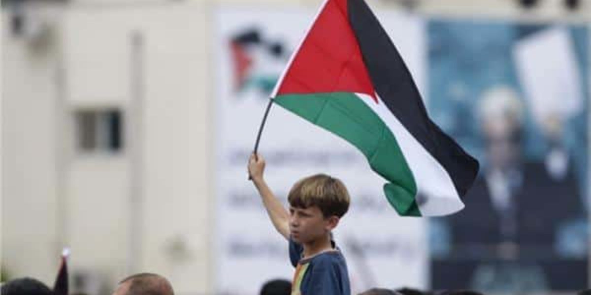 مخاوف من اعتقال وإساءة إسرائيل معاملة فتى فلسطيني وعدم توفير محاكمة عادلة له