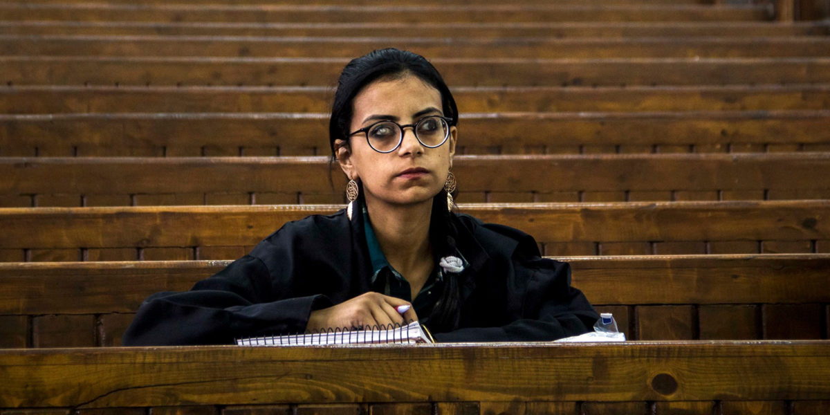 ماهينور المصري تقيم دعوى لإدراج اسمها في كشوف الناخبين.. و “لجنة العدالة” تعلن تضامنها معها في دعواها