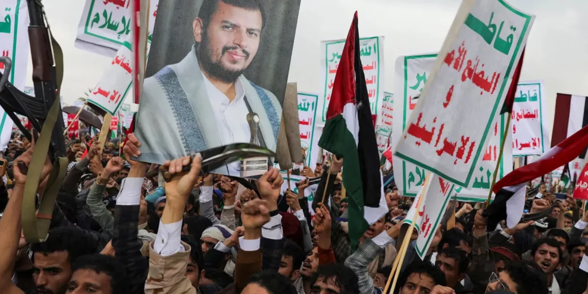 اليمن: المفوض السامي لحقوق الإنسان يدين اقتحام “أنصار الله” لمكتب صنعاء.. ويطالب بالإفراج عن الموظفين المعتقلين
