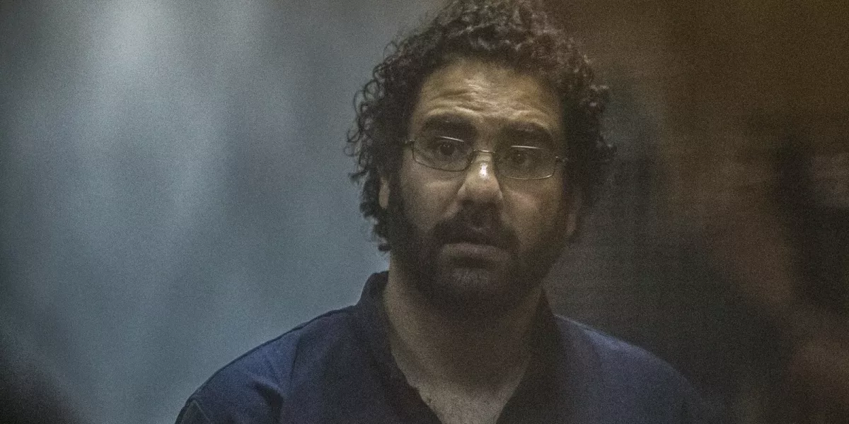 مصر: “لجنة العدالة” تطالب بالإفراج الفوري عن علاء عبد الفتاح وتنتقد رفض ضم مدة الحبس الاحتياطي لفترة حكمه