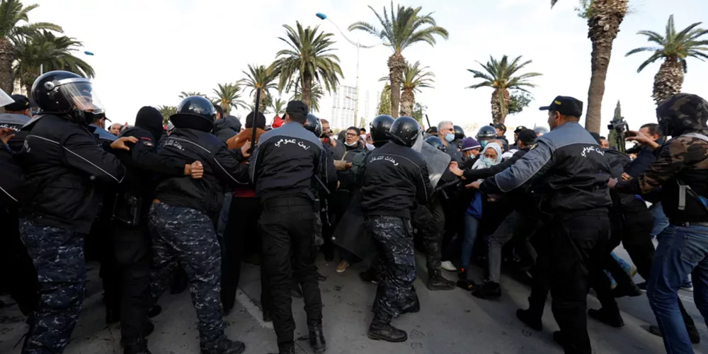 Tunisie: CFJ refuse la prolongation de l’état d’urgence et appelle à une révision des législations d’exception accordant de larges pouvoirs à l’exécutif sans contrôle judiciaire