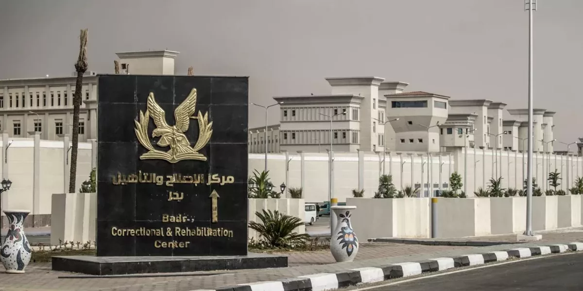 مصر: “لجنة العدالة” ترصد محاولة انتحار محتجز سياسي داخل سجن “بدر 3” وتطالب بالتحقيق والمساءلة