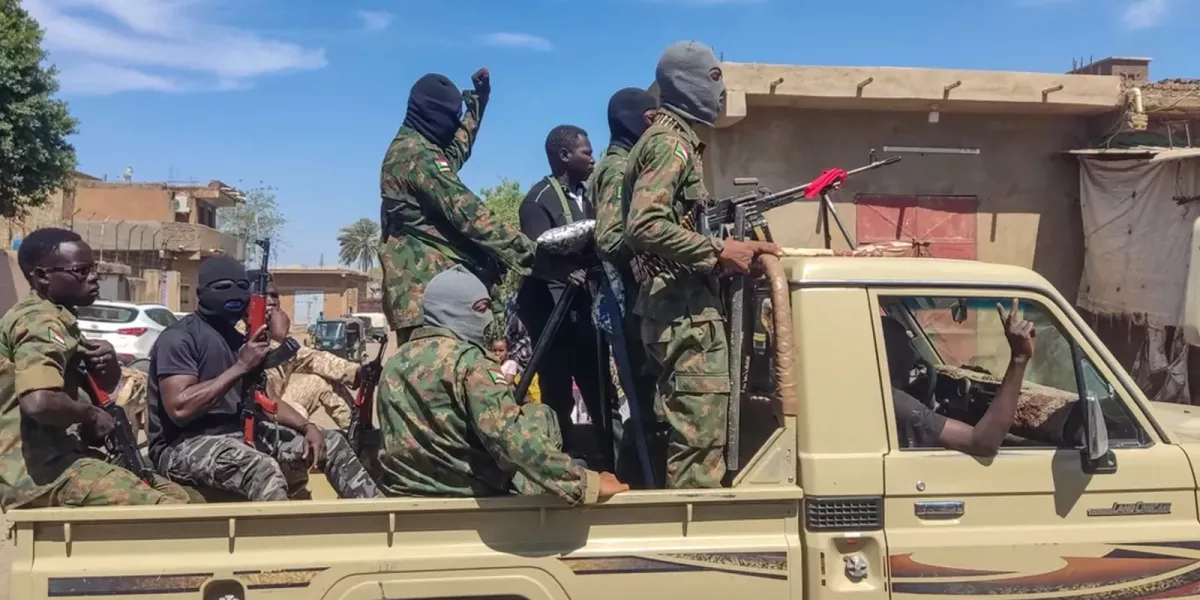 السودان: “لجنة العدالة” تدين مقتل المحام الحقوقي أحمد فليج بـ “أم درمان” على يد ميليشا تابعة للجيش وتدعو للتحقيق والمساءلة