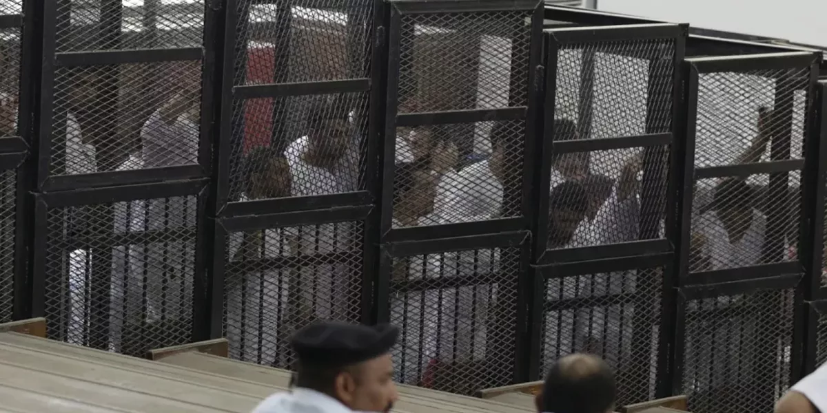 في اليوم الدولي لنيلسون مانديلا.. “لجنة العدالة” تطالب بالتحقيق في انتهاكات السجون المصرية والإفراج عن المحتجزين السياسيين