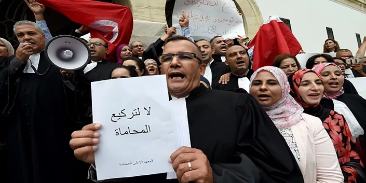 تونس: قلق أممي من تدهور الحقوق الأساسية للمحامين وسط دعوات لاتخاذ خطوات لتعزيزها وضمان استقلالية القضاء
