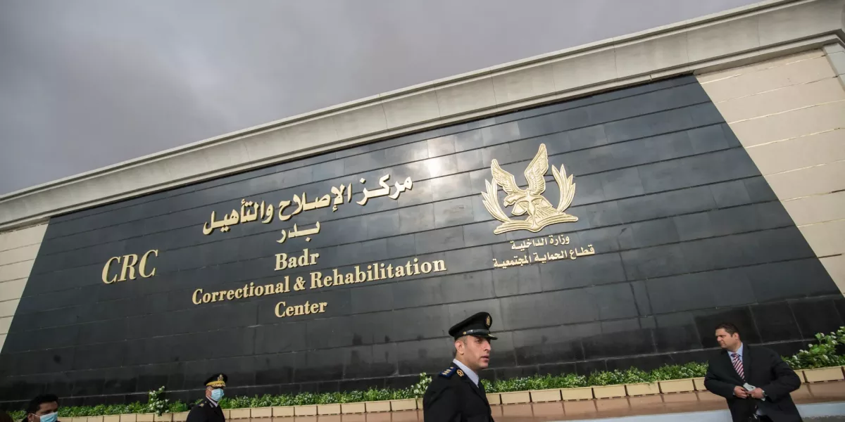 مصر: لجنة العدالة ترصد وفاة المحتجز السياسي سامح عامر داخل سجن بدر 3 وسط احتجاجات وإضراب جماعي