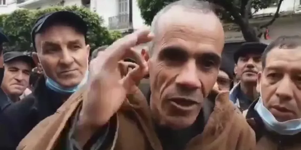 Le Comité pour la Justice (CFJ) dénonce l&rsquo;arrestation de l&rsquo;activiste « Drissi Kamel » à Djelfa et appelle à la fin du ciblage des militants du Hirak