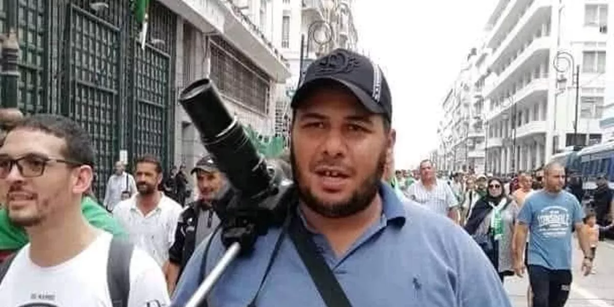 لجنة العدالة: إدانة المصور أسامة لعريبي بالسجن النافذ عبر “المثول الفوري” تعكس تصعيداً في ملاحقة النشطاء الرقميين