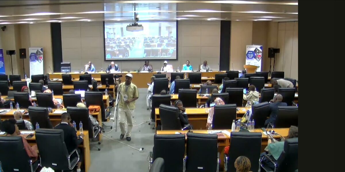 ليبيا: منتدى المنظمات غير الحكومية يعتمد قرارًا قدّمته لجنة العدالة يدعو إلى تعزيز رقابة اللجنة الأفريقية على أزمة حقوق الإنسان